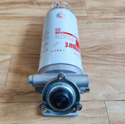 进口沥青摊铺机油水分离器总成A1638330716